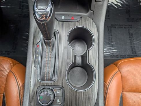 Used 2018 GMC Acadia SLT w/ LPO, Protection Package image 15