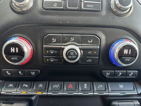 Used 2019 GMC Sierra 1500 SLT w/ SLT Premium Plus Package image 27