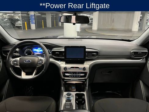 Used 2022 Ford Explorer XLT w/ Class IV Trailer Tow Package image 7
