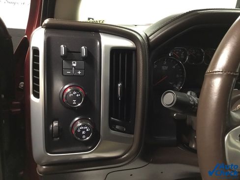 Used 2015 GMC Sierra 2500 SLT w/ Suspension Package, Off-Road image 28