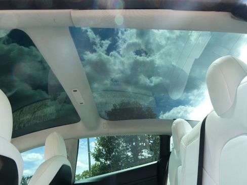 Used 2021 Tesla Model 3 Performance AWD/4WD image 20