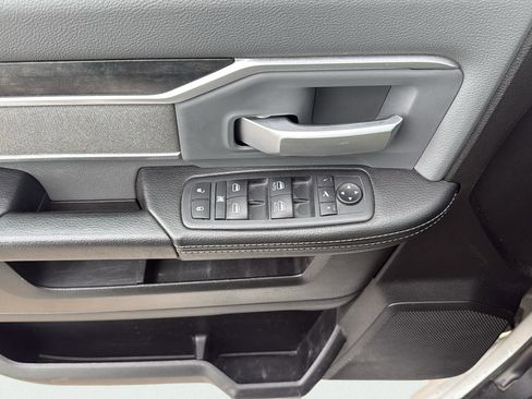 Used 2020 RAM 2500 Big Horn w/ Level 1 Equipment Group image 24