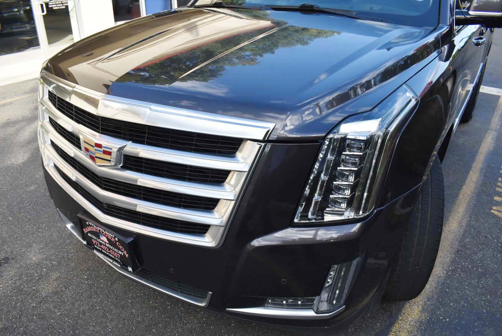 Used 2016 Cadillac Escalade ESV Premium AWD/4WD image 60