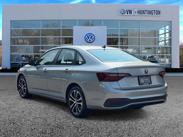 Certified 2022 Volkswagen Jetta Sport FWD image 6