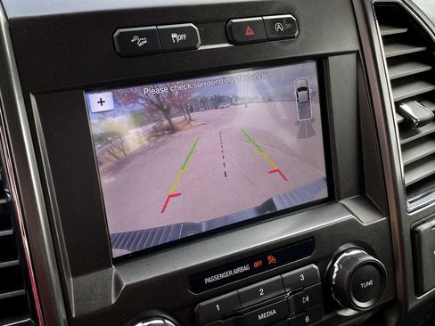 Used 2018 Ford F150 XLT w/ Equipment Group 302A Luxury image 18