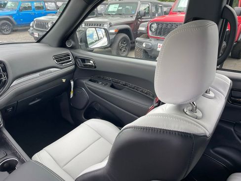 New 2026 Dodge Durango SRT Hellcat w/ Premium Group AWD/4WD image 27