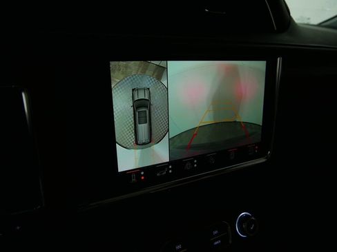 Used 2024 GMC Yukon Denali Ultimate image 32