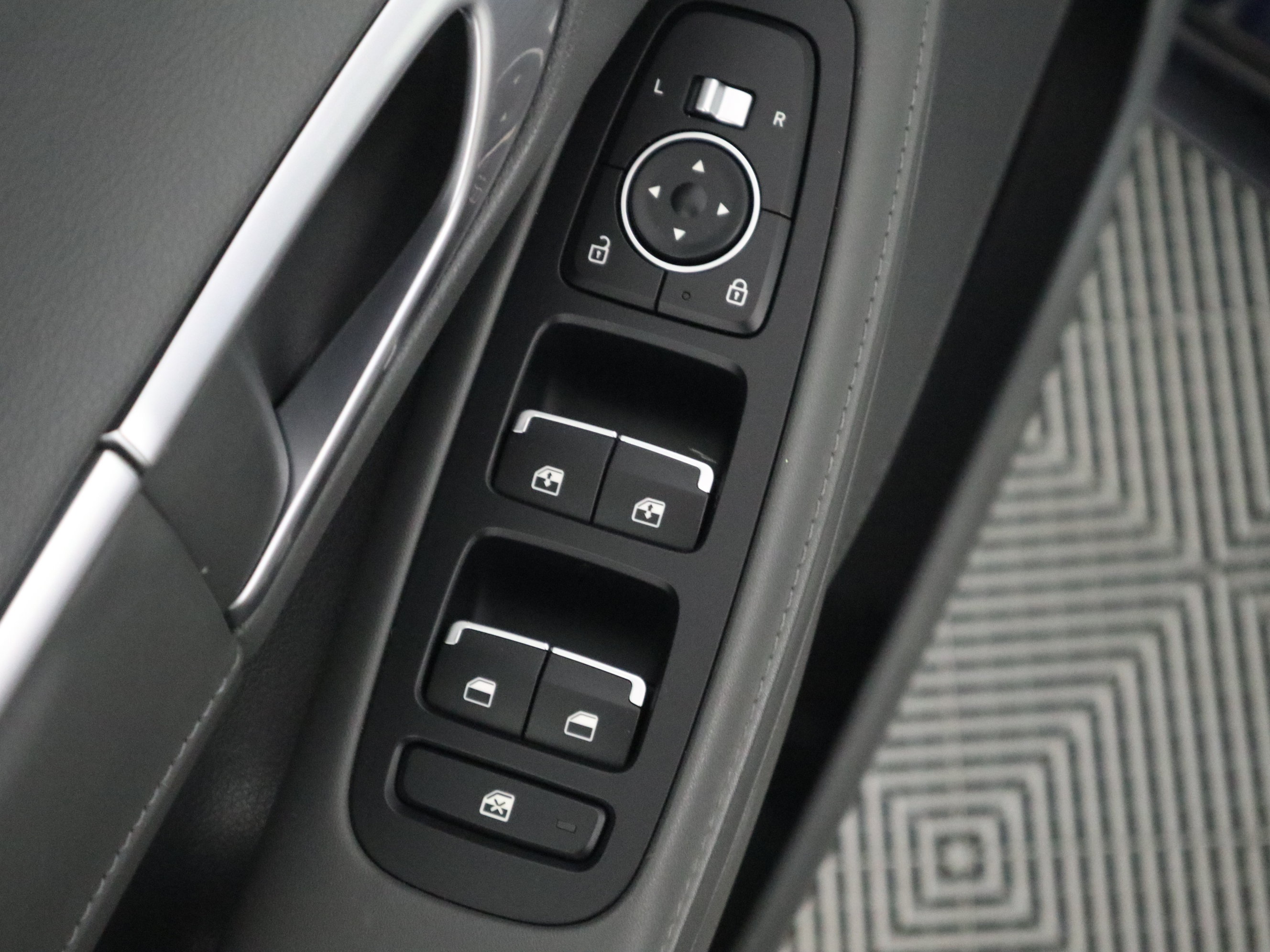 Used 2022 Hyundai Sonata Limited FWD image 38