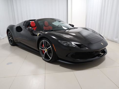 Used 2025 Ferrari 296 GTS RWD image 5