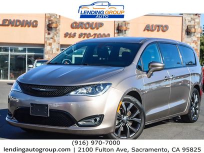 Used 2018 Chrysler Pacifica Touring Plus w/ S Appearance Package