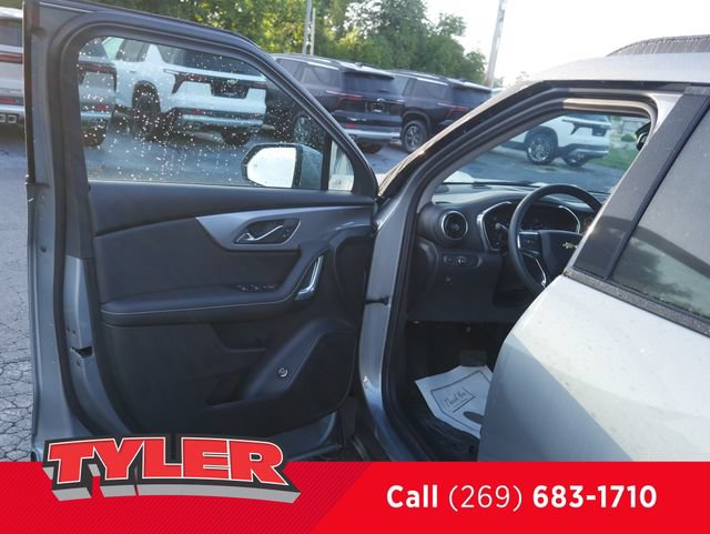 New 2026 Chevrolet Blazer LT w/ Convenience Package AWD/4WD image 20