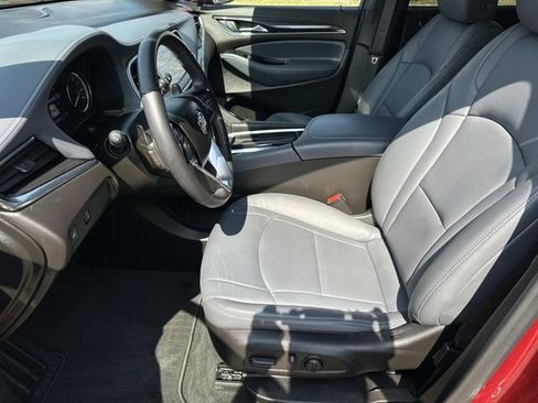 Used 2023 Buick Enclave Essence AWD/4WD image 19