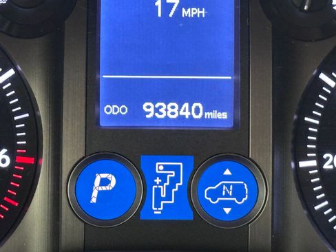 Used 2014 Lexus GX 460 Luxury image 20