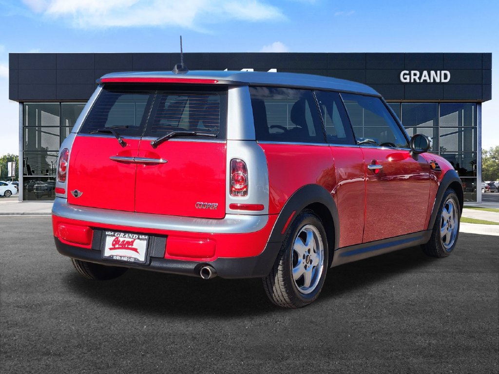 Used 2011 MINI Cooper Clubman FWD image 5