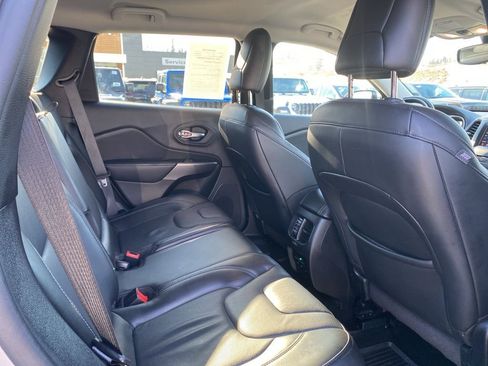 Certified 2020 Jeep Cherokee Latitude Lux w/ Quick Order Package 26H Lux image 14