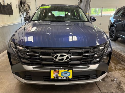 Used 2025 Hyundai Tucson SEL AWD/4WD image 2