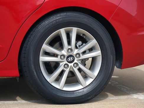 Used 2019 Hyundai Elantra Value Edition FWD image 26