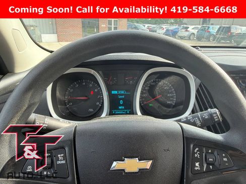 Used 2017 Chevrolet Equinox LS FWD image 11