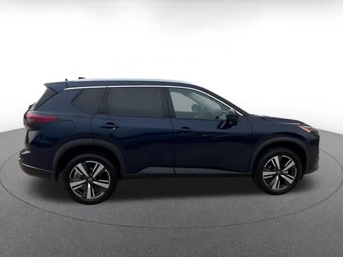 Used 2026 Nissan Rogue SL FWD image 16
