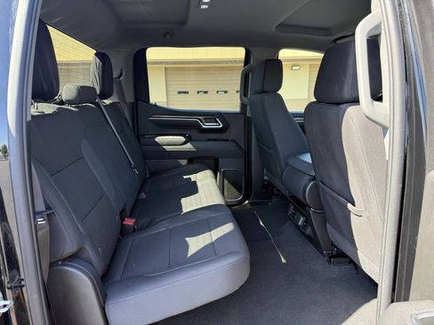 Used 2025 Chevrolet Silverado 1500 LT AWD/4WD image 20