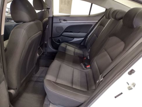 Used 2018 Hyundai Elantra SEL FWD image 31