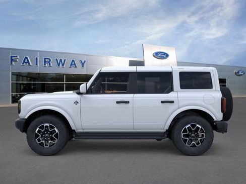 New 2026 Ford Bronco Outer Banks image 33