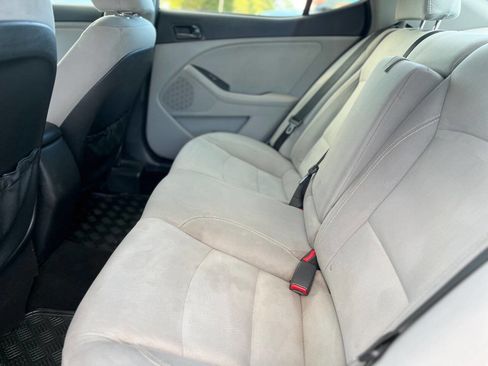 Used 2014 Kia Optima LX image 16