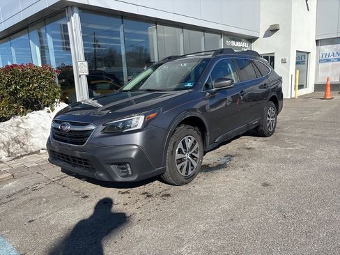 Used 2020 Subaru Outback Premium image 7