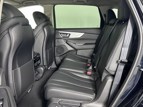 Used 2025 Acura MDX FWD image 21