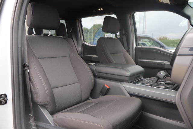 Used 2025 Ford F150 XLT w/ Equipment Group 302A MID AWD/4WD image 40