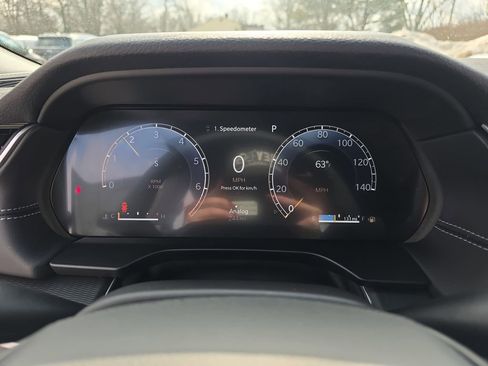 New 2025 Jeep Grand Cherokee Altitude image 19