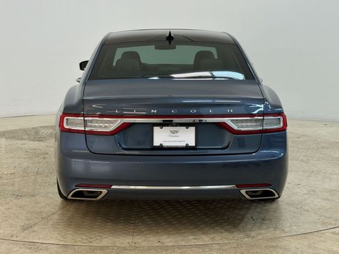 Used 2019 Lincoln Continental Select w/ Continental Climate Package FWD image 10