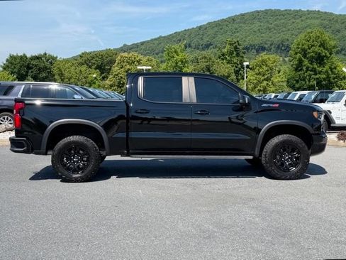 Certified 2023 Chevrolet Silverado 1500 ZR2 w/ Technology Package AWD/4WD image 16