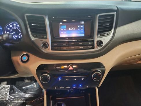 Used 2016 Hyundai Tucson Sport AWD/4WD image 14