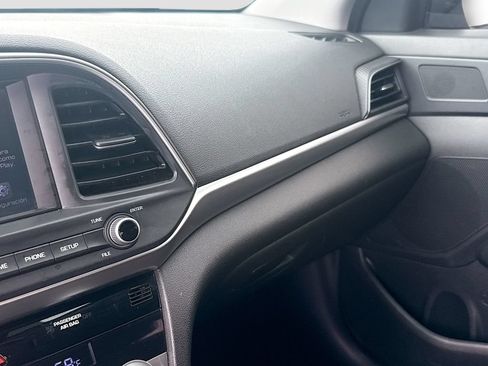 Used 2020 Hyundai Elantra Value Edition w/ Cargo Package (C1) FWD image 22