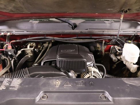 Used 2013 Chevrolet Silverado 2500 LT w/ Suspension Package, Off-Road image 17