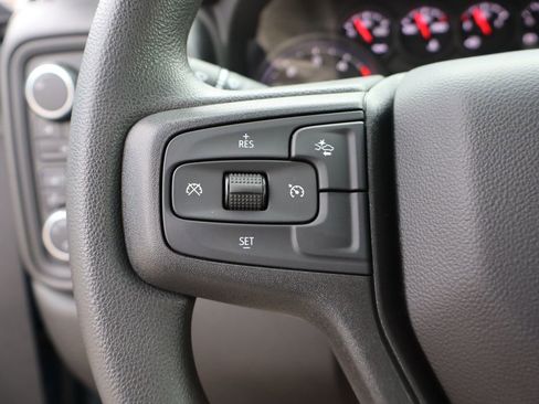 Used 2024 Chevrolet Silverado 2500 Custom w/ Custom Value Package image 17