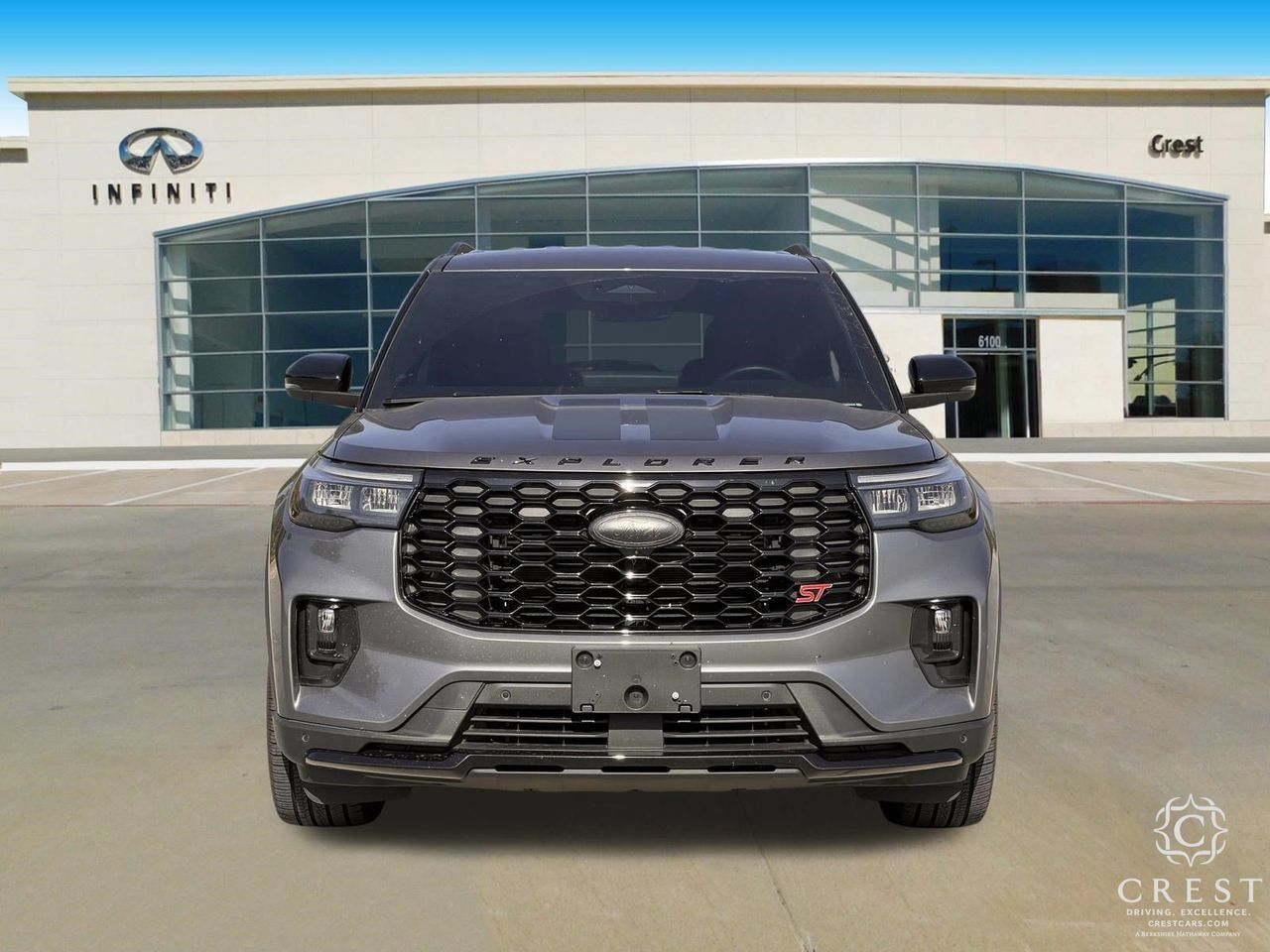 Used 2025 Ford Explorer ST AWD/4WD image 7