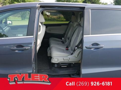 Used 2025 Honda Odyssey EX-L image 15