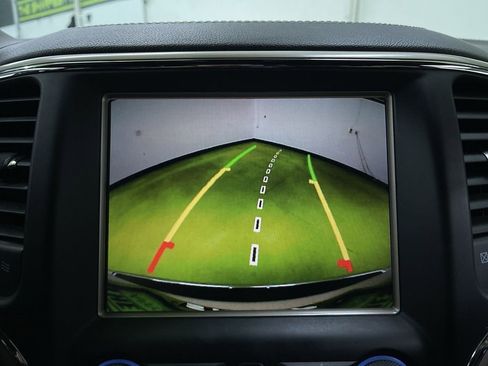 Used 2015 Jeep Grand Cherokee Overland w/ Advanced Technology Group image 18