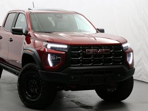 New 2025 GMC Canyon AT4 w/ AT4X AEV Edition AWD/4WD image 3