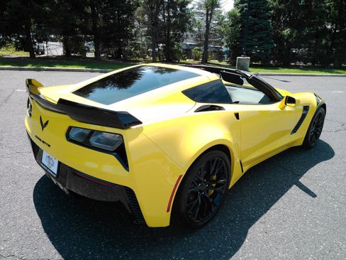 Used 2017 Chevrolet Corvette Z06 RWD image 14