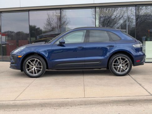 New 2026 Porsche Macan AWD/4WD image 2