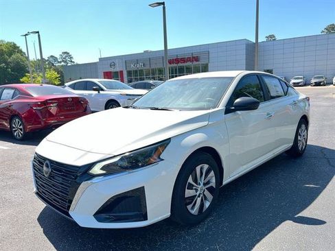 New 2025 Nissan Altima 2.5 S image 28