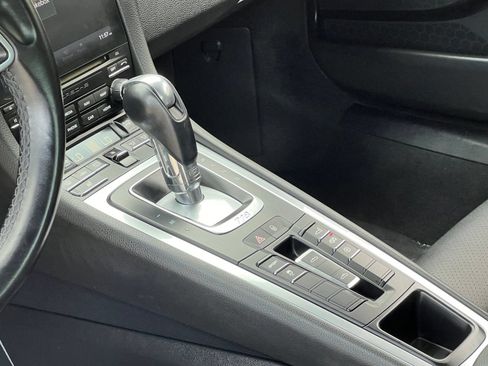 Certified 2019 Porsche 718 Boxster RWD image 27
