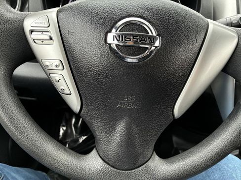 Used 2015 Nissan Versa Note S image 9