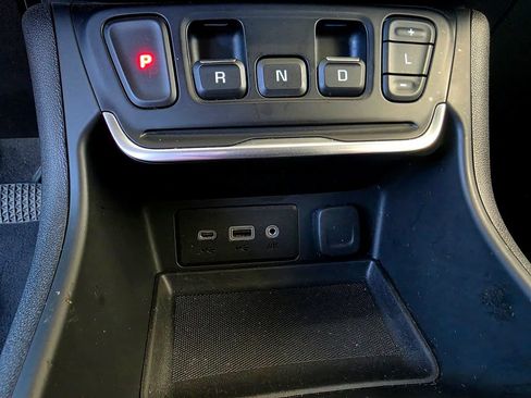 Used 2021 GMC Terrain SLE FWD image 37
