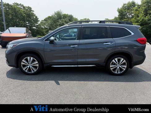 Used 2022 Subaru Ascent Touring AWD/4WD image 5