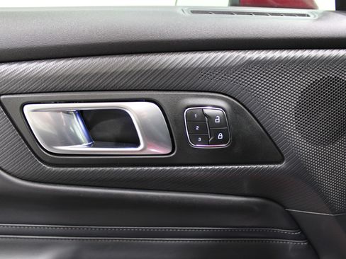 Used 2025 Ford Mustang GT Premium image 8