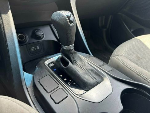 Used 2017 Hyundai Santa Fe Sport image 29